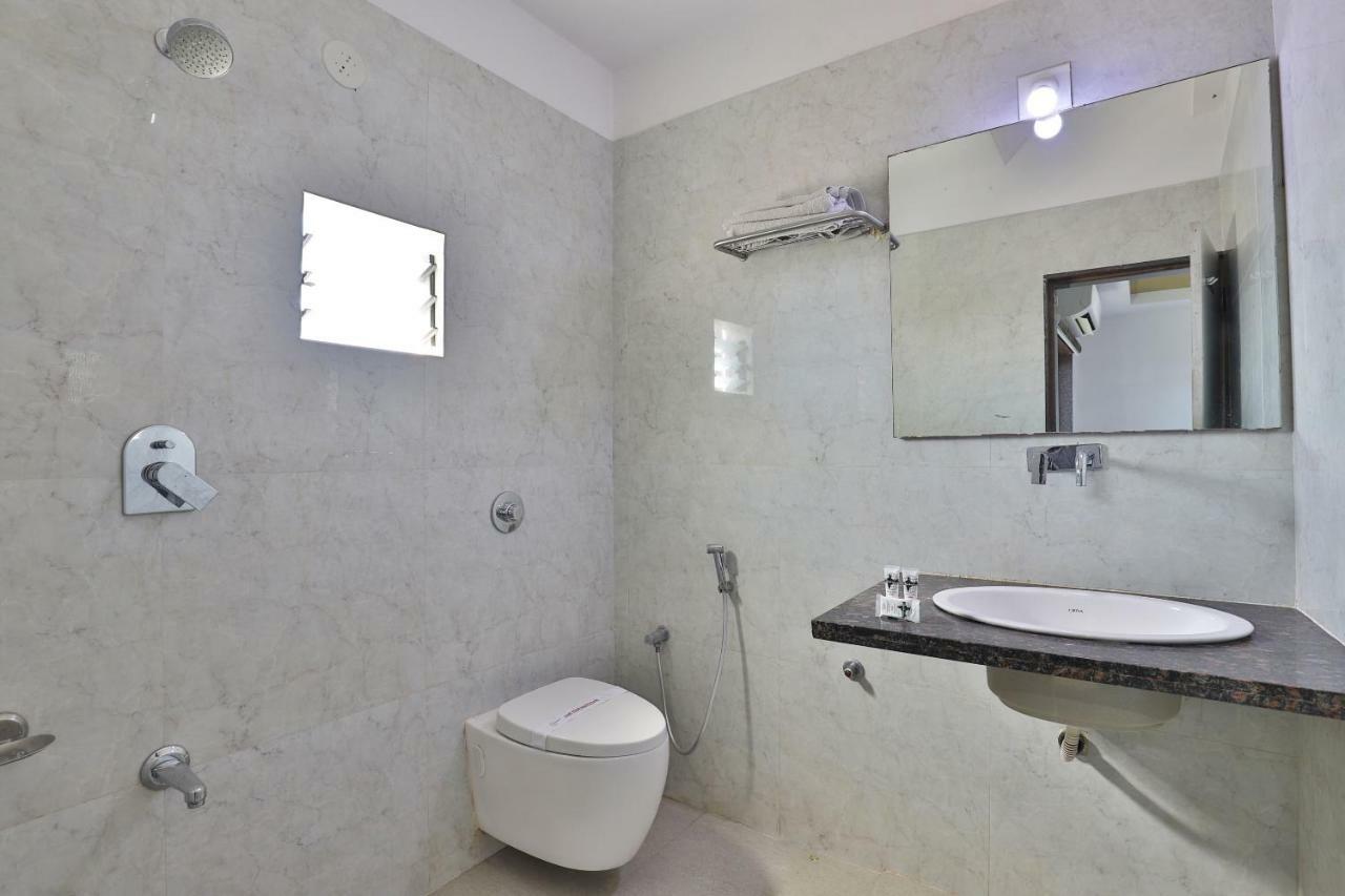 Hotel Relax Inn Диу Екстериор снимка